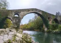 EL DESCENSO DEL RIO SELLA: UN PARAÍSO PARA LOS KAYAKISTAS EL DESCENSO DEL RIO SELLA: UN PARAÍSO PARA LOS KAYAKISTAS