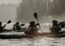 KAYAK MILITAR KAYAK MILITAR